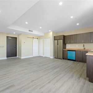 Gran Departamento 2/1 A Estrenar. Tercer piso. Hallandale Beach, FL