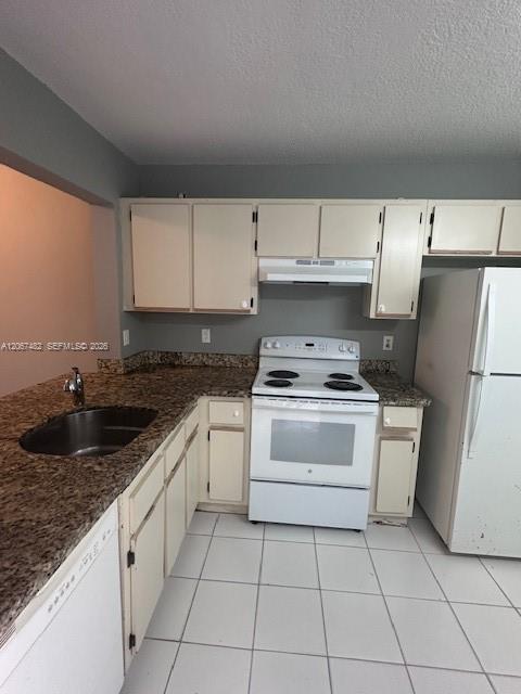 Excelente Departamento 3/2. Planta baja. Recién Pintado, Lavarropas y Secarropas, Piscina Comunitaria. Miami, FL - Image 2