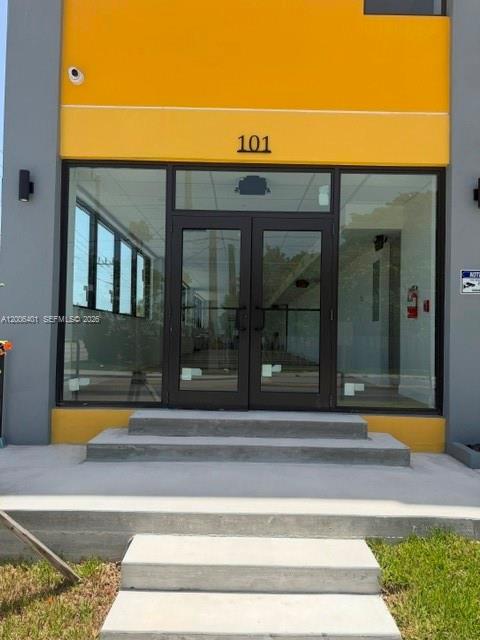 Local Comercial a Estrenar. Planta Baja. 1.200 Pies Cuadrados, Apto Múltiples Rubros, Excelente Ubicación. Hallandale Beach, FL - Image 10