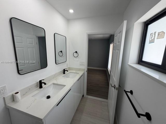 Casa a Estrenar 3/2. Planta Baja. Todo Nuevo, Ventanas de Impacto, Cerca de I-95 y el Mar. Hallandale Beach, FL - Image 11