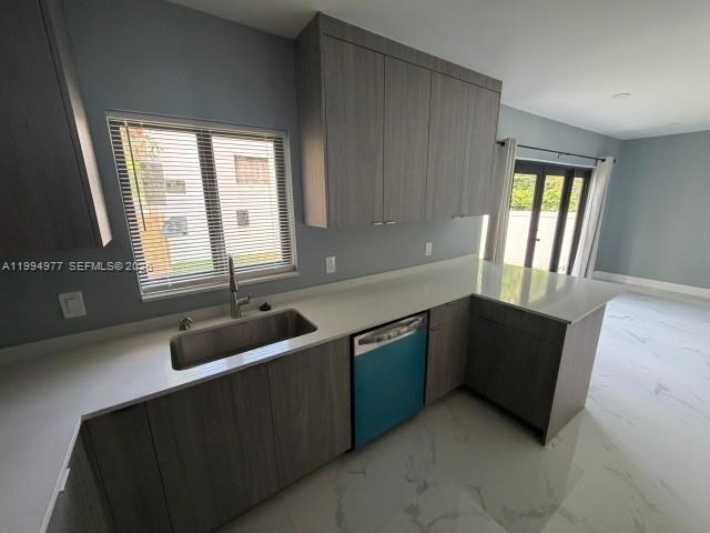 Casa a Estrenar 3/2. Planta Baja. Todo Nuevo, Ventanas de Impacto, Cerca de I-95 y el Mar. Hallandale Beach, FL - Image 18